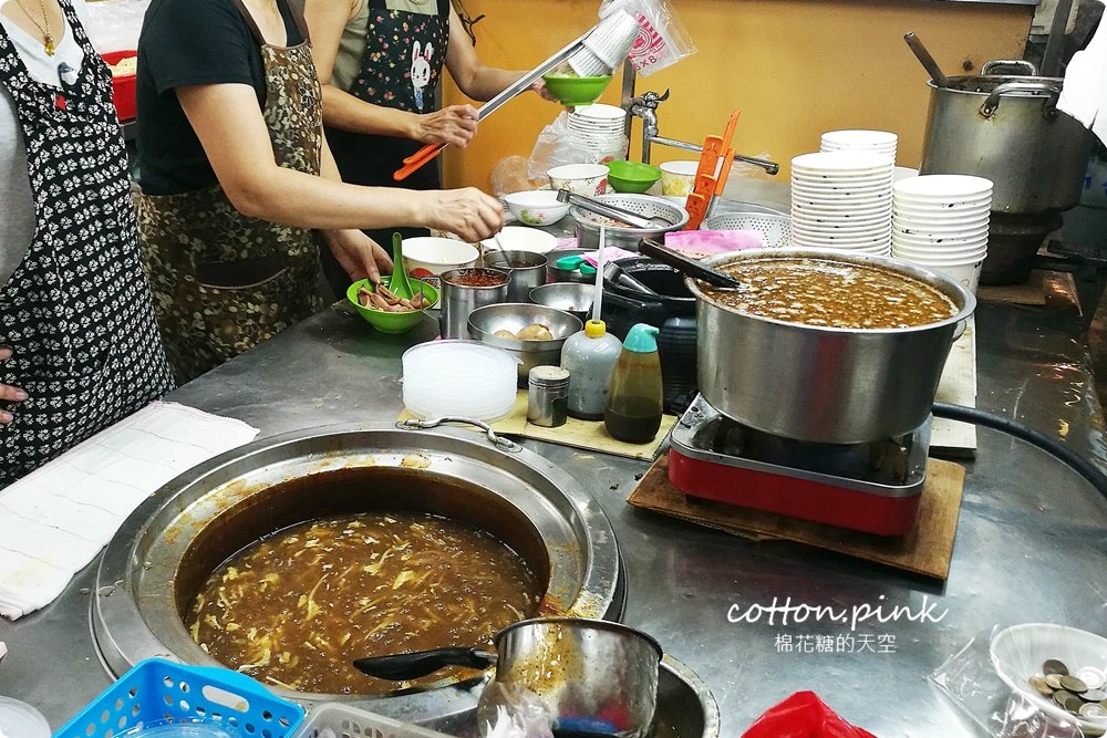 沒有一天不排隊!中美街太祖魷魚羹記得乖乖點招牌 沒有一天不排隊!中美街太祖魷魚羹記得乖乖點招牌