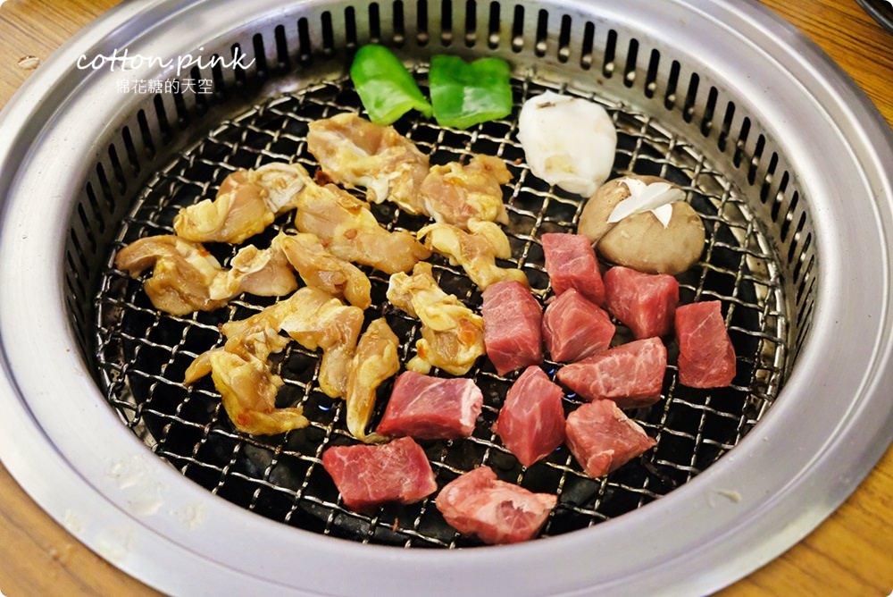 中秋烤肉免煩惱，台中豐原香香燒肉吃到飽通通幫你準備好，網美冰淇淋也是吃免驚