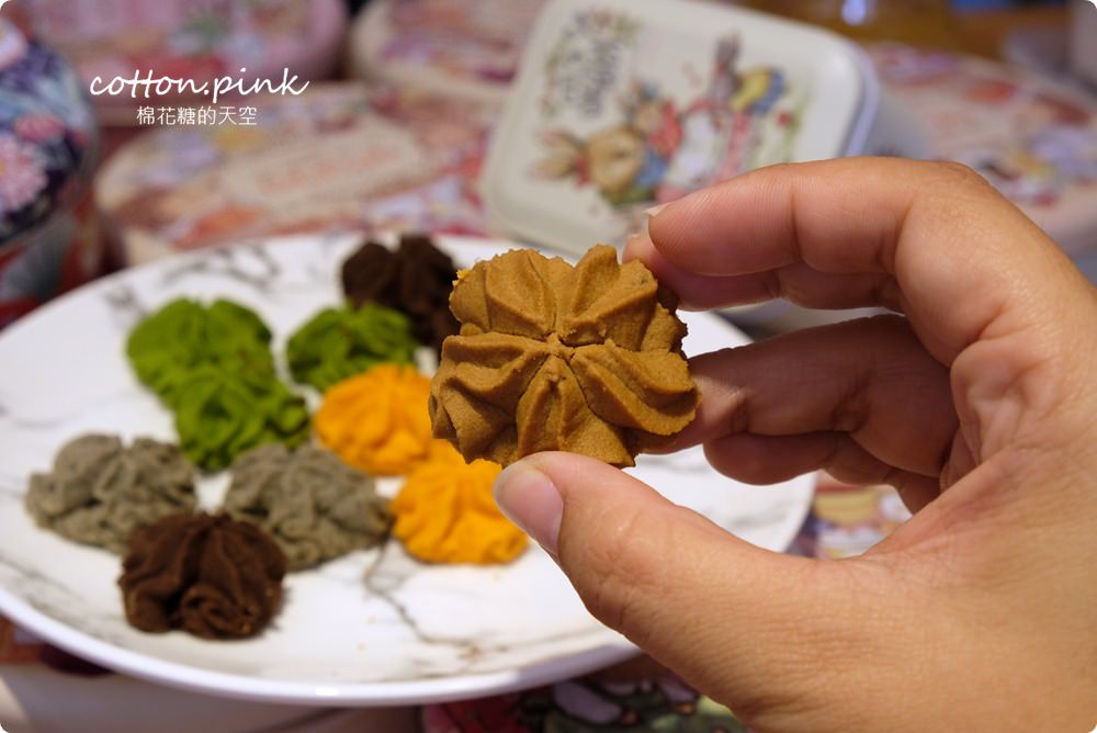 只有三周！台中海線超夯手工餅乾快閃大遠百！最新愛威餅乾紅金鼠鐵盒超萌超可愛～