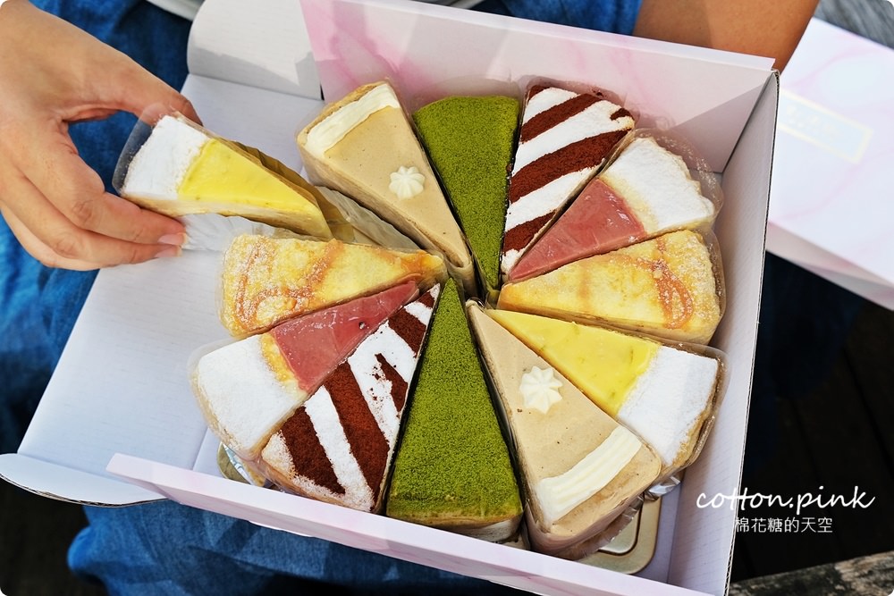 台中千層蛋糕推薦-2度C Ni Guo平價又好吃，外帶組合更划算！繽紛千層拼盤開放預約，當彌月蛋糕也棒棒