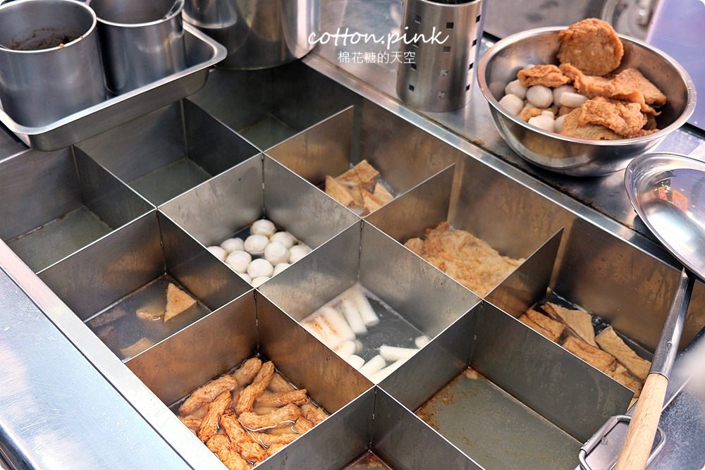 台中忠孝夜市新美食-七拾間以上麻辣大腸麵線甜不辣～好吃開分店啦！