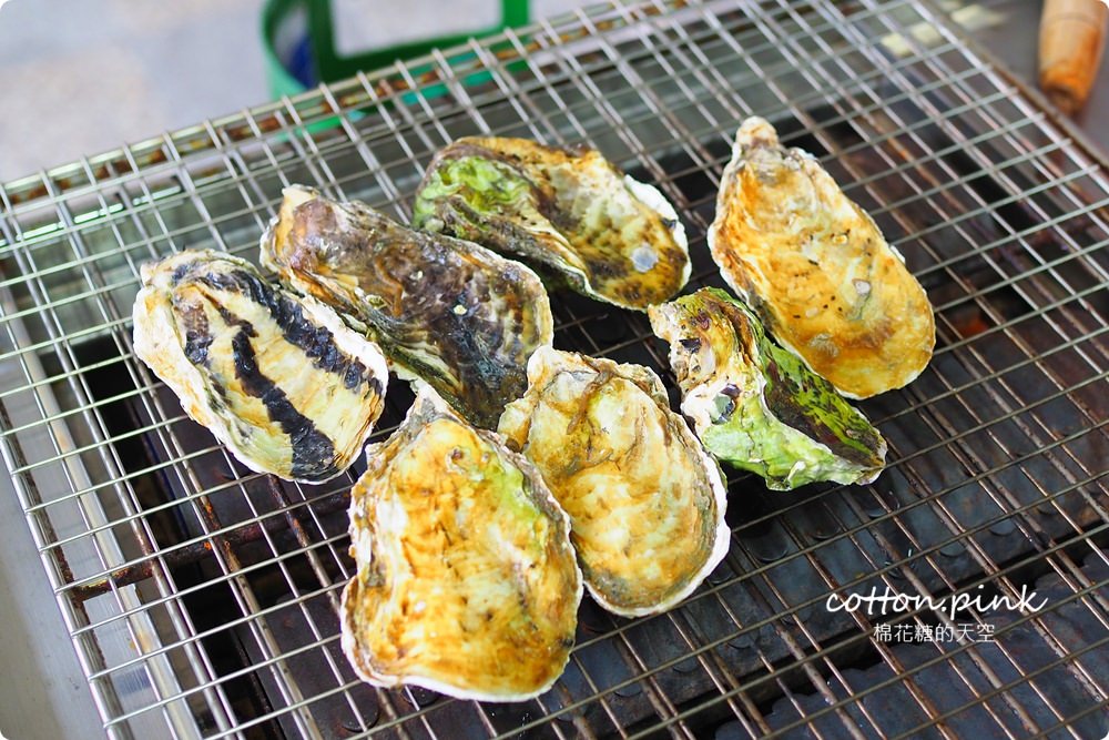 台中最狂海鮮粥就在這！粥狂最新菜單現烤鮮蚵超大超甜美～市區也有分店啦！
