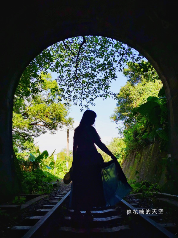 台中后里祕境大公開|八號隧道圳磚橋美得像是宮崎駿卡通場景