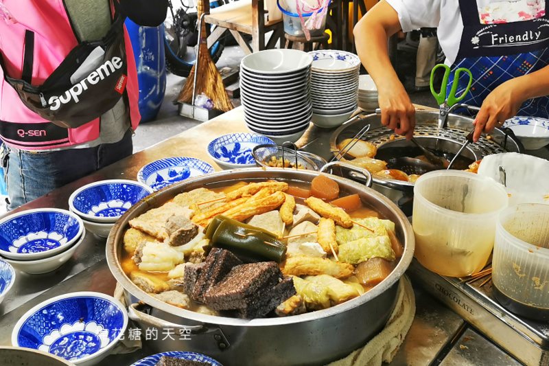 東勢必吃這攤不能錯過！在地人下午茶-老黑輪肉圓店超大一鍋好吃別錯過～