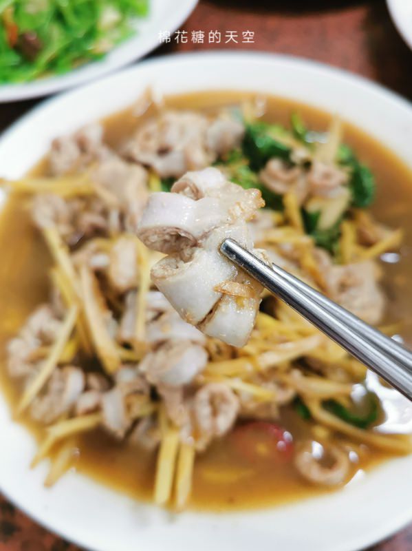 台中東勢必吃美食-清美小吃部不只豆干必吃，超多人都這樣點