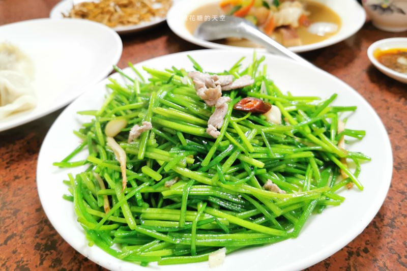 台中東勢必吃美食-清美小吃部不只豆干必吃，超多人都這樣點
