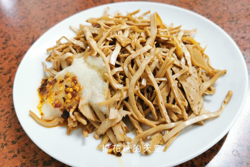 台中東勢必吃美食-清美小吃部不只豆干必吃，超多人都這樣點