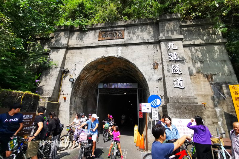 台中半日遊推薦-后豐鐵馬道、東豐自行車綠廊外加必吃貴婦吐司