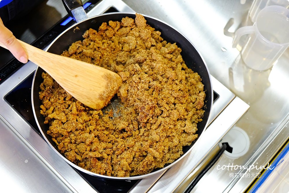 台中綠豆沙老店-清水茶香超特別鹹蛋黃風味流心奶黃奶蓋味道太奇妙～