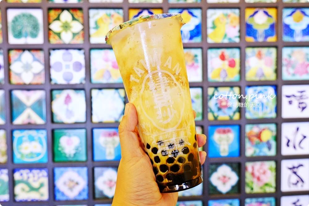 台中綠豆沙老店-清水茶香超特別鹹蛋黃風味流心奶黃奶蓋味道太奇妙～
