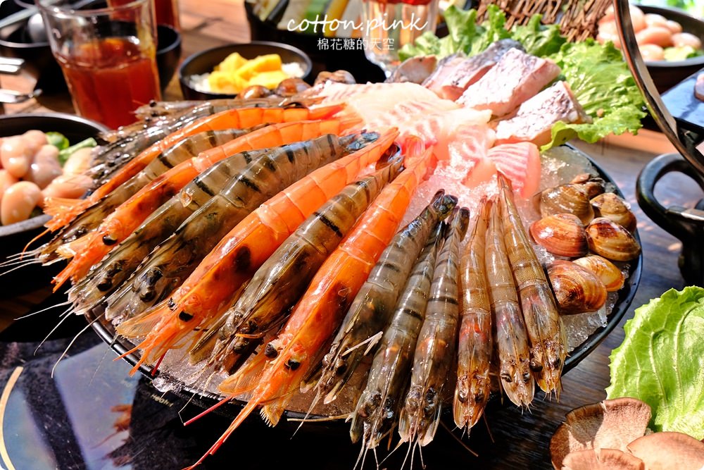 台中沙鹿必吃火鍋-宇良食推出秋冬限定新湯底啦！大推麻油雞佛、蒜香鱻魚超香、超好吃～