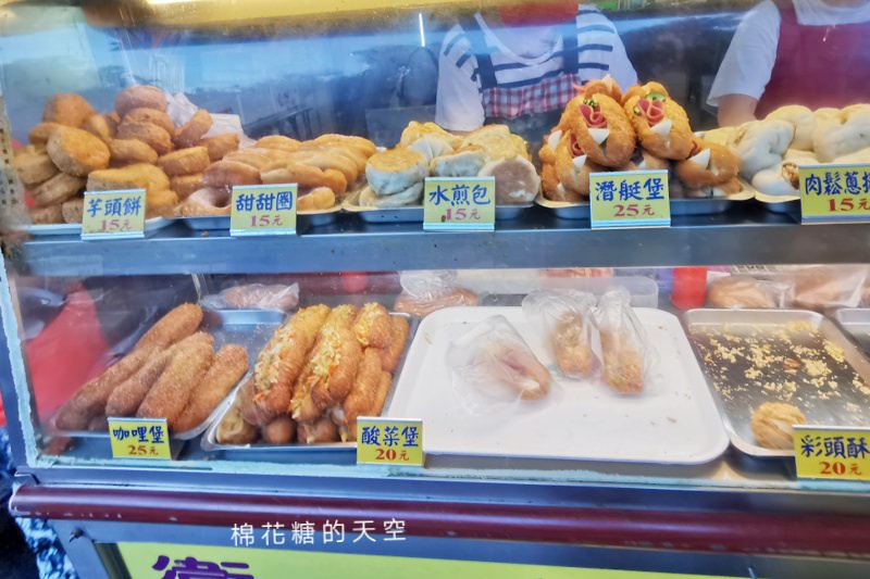 台中排隊美食|科博館水煎包不能不買的其實是這個