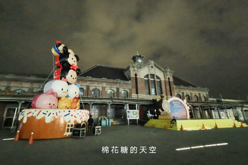 出現了！迪士尼TSUM TSUM聖誕樹太療癒～台中聖誕燈會這裡最可愛！