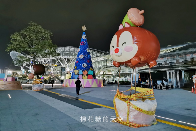 出現了！迪士尼TSUM TSUM聖誕樹太療癒～台中聖誕燈會這裡最可愛！
