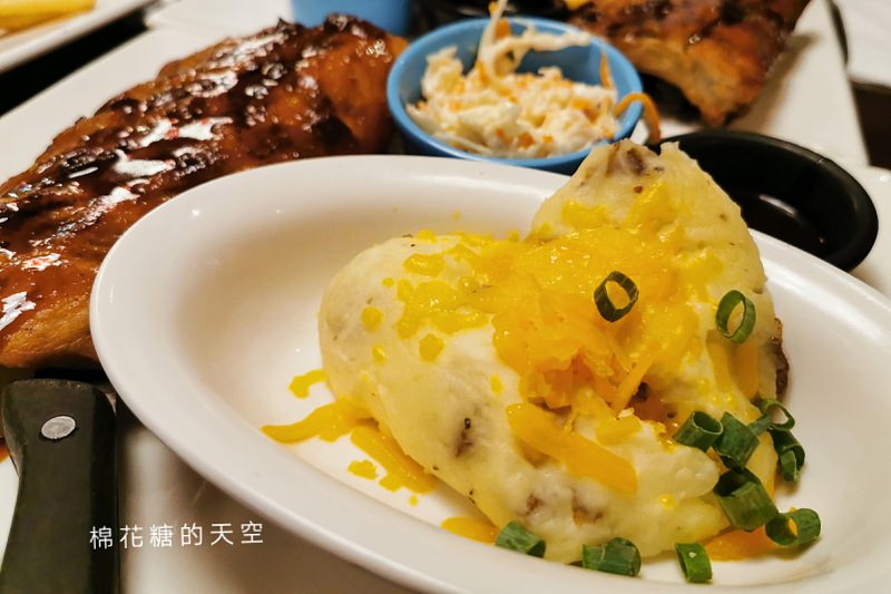 期間限定豬肋排買一送一～星期五美式餐廳大優惠