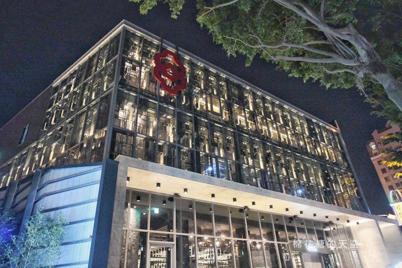 台中燒肉屋馬最新分店明天試營運，已經默默掛上招牌囉！