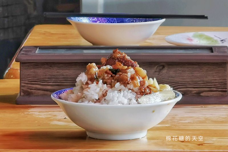 這家李海不一樣！李海魯肉飯老店在這裡，超多菜色可以選～