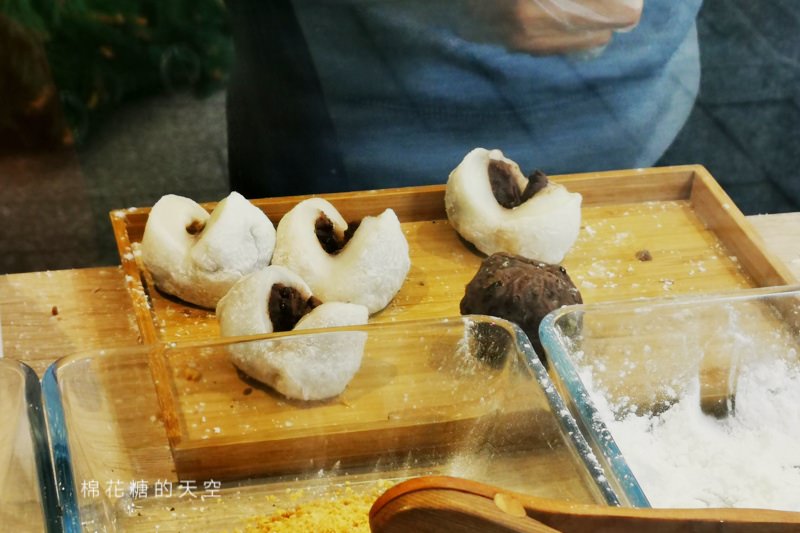 台中也有草莓麻糬！IG瘋狂打卡就是這一顆～和日甜點專賣店