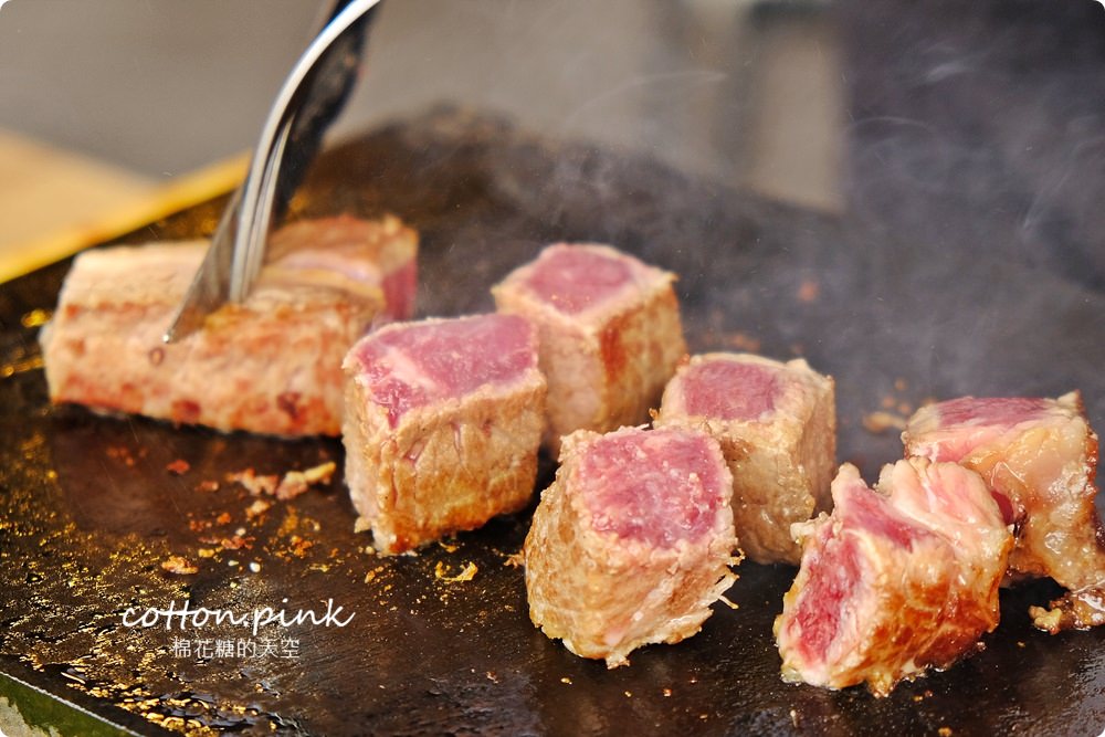 平實花費超豐富吃到飽大享受!台中大里鼎岩牛排高溫石板直接上桌烤牛排! 平實花費超豐富吃到飽大享受!台中大里鼎岩牛排高溫石板直接上桌烤牛排!