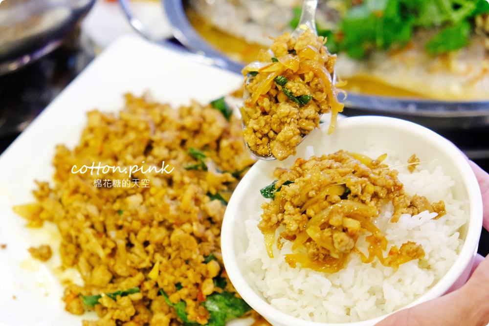 台中年菜外帶今年來點不一樣的！超厚月亮蝦餅、泰式檸檬魚、海鮮湯...泰廣城泰式年菜外帶都是當天現做的喔！