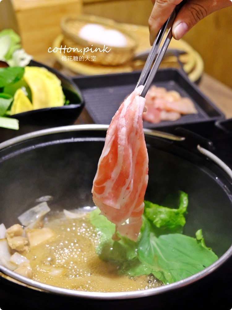 台中火鍋吃到飽～一宮壽喜燒肉肉任你點、青菜送上桌！