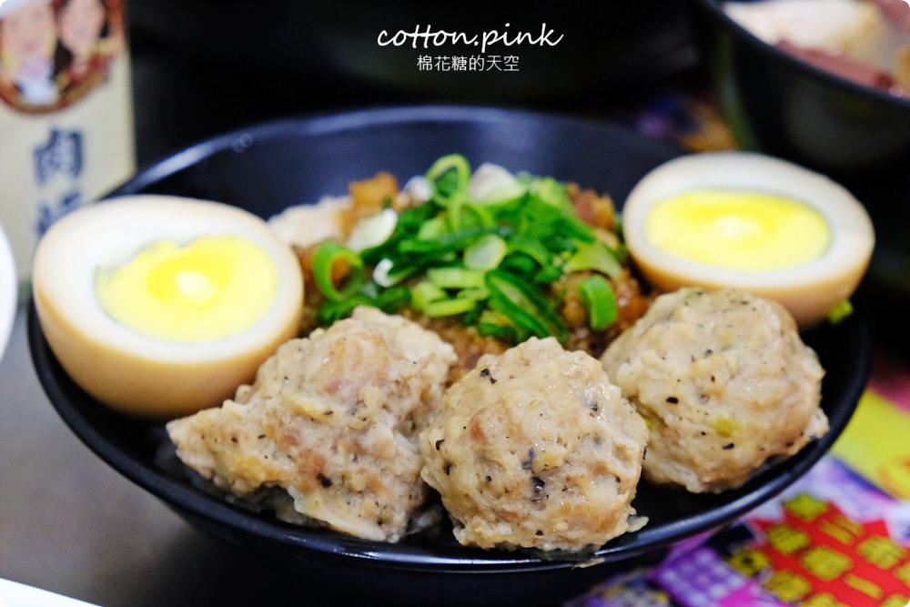 台味海陸全餐這裡吃～還有一麵三吃、菜頭粿四兄弟，傳統好味道就在台中立偉麵食