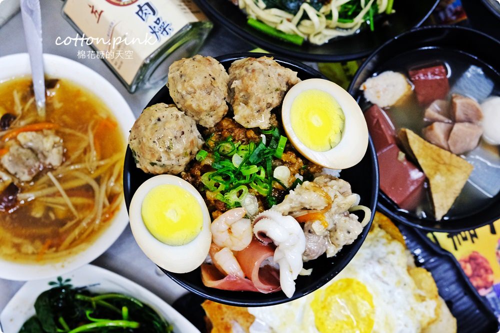 台味海陸全餐這裡吃～還有一麵三吃、菜頭粿四兄弟，傳統好味道就在台中立偉麵食