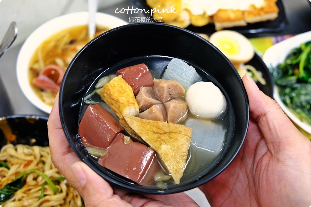 台味海陸全餐這裡吃～還有一麵三吃、菜頭粿四兄弟，傳統好味道就在台中立偉麵食
