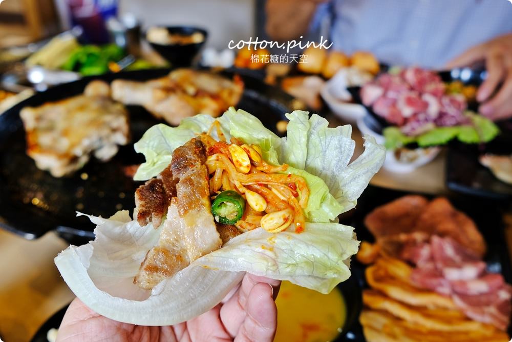 台中吃到飽這家真的吃很飽～肉食夥伴動起來！最新肉鮮生滿滿肉盤不怕你吃，歡迎使用振興券！