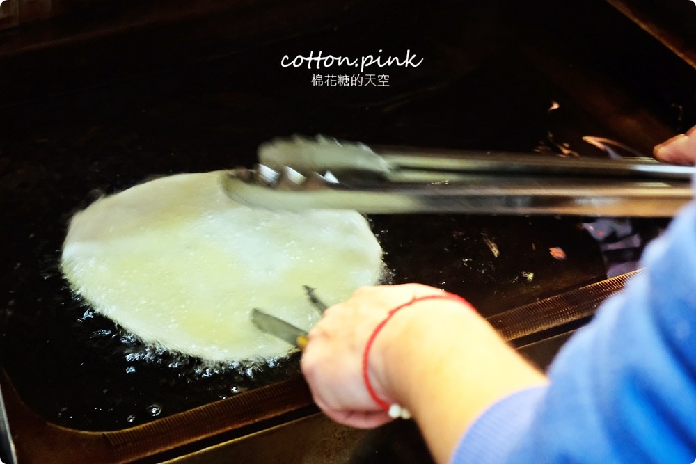 台中也有超好吃炸蛋蔥油餅！大推“哇炸”煉乳口味加特製辣醬