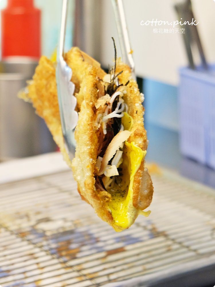 台中也有超好吃炸蛋蔥油餅！大推“哇炸”煉乳口味加特製辣醬
