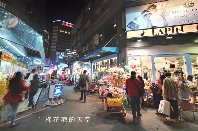 正宗小米甜甜圈快閃一中街～藏在中友對面小巷市集內