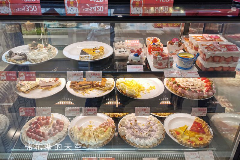 台中草悟道粉紅店鋪新開幕！原來是台中甜點老店過年前開張啦～