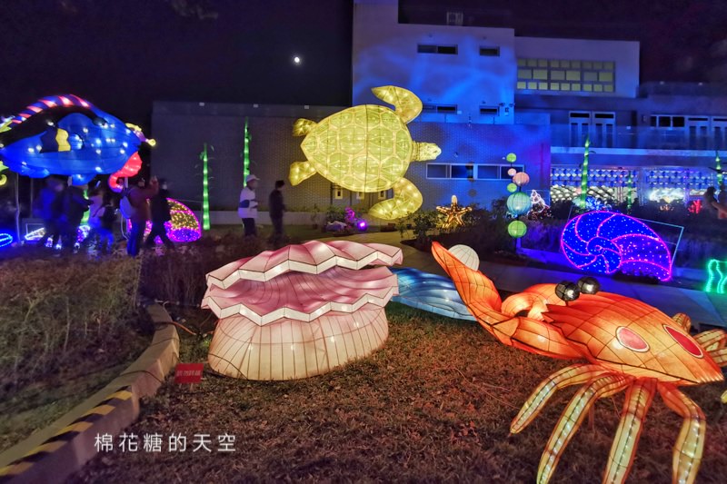 台灣燈會在台中-后里馬場燈區每晚高空特技表演免費入場超好看！