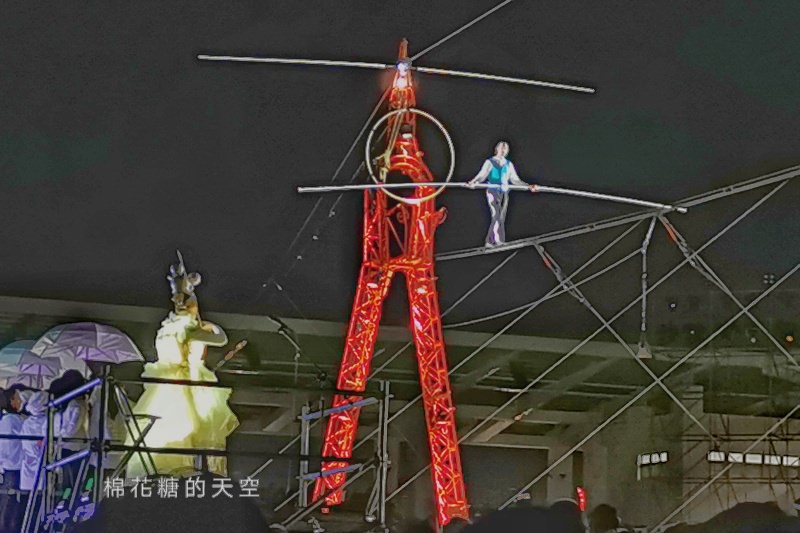 台灣燈會在台中-后里馬場燈區每晚高空特技表演免費入場超好看！