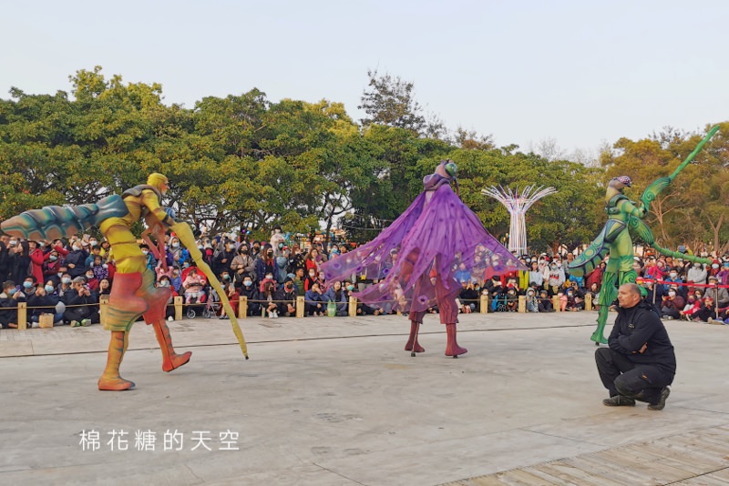 台灣燈會在台中必看表演-全球首演森林機械巨蟲秀，台灣限定一天只有三場
