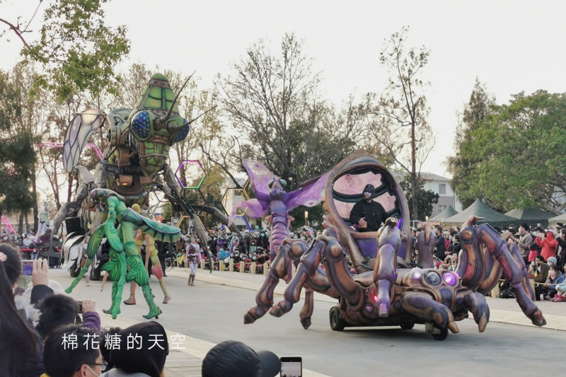台灣燈會在台中必看表演-全球首演森林機械巨蟲秀，台灣限定一天只有三場