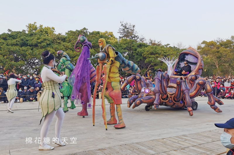 台灣燈會在台中必看表演-全球首演森林機械巨蟲秀，台灣限定一天只有三場