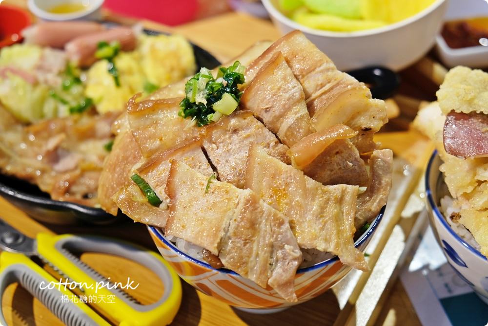 台中北區超狂大份量丼飯～大推安羽軒老闆私房烤肉蓋飯外加比臉大炸魷魚