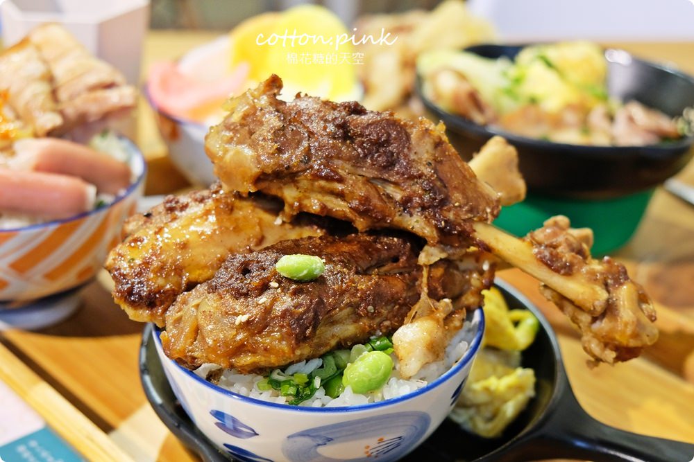 台中北區超狂大份量丼飯～大推安羽軒老闆私房烤肉蓋飯外加比臉大炸魷魚