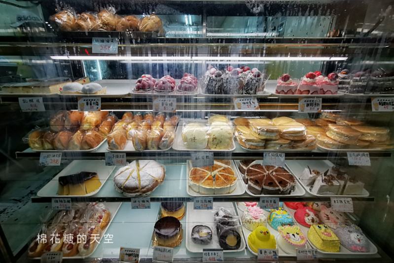 嘉義超夯打卡美食-晚上也吃得到的超大蓬萊漢堡