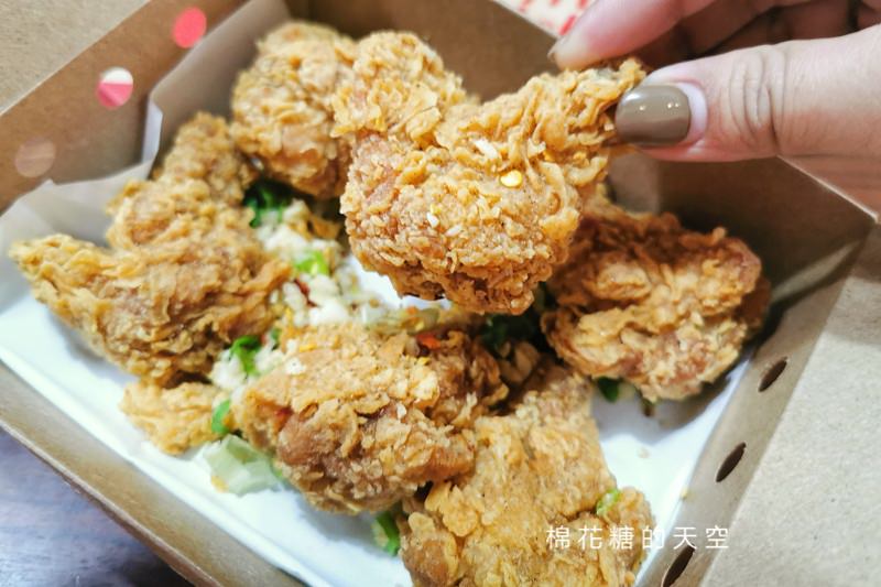 被披薩耽誤的炸雞店-拿坡里炸雞台中有新分店了