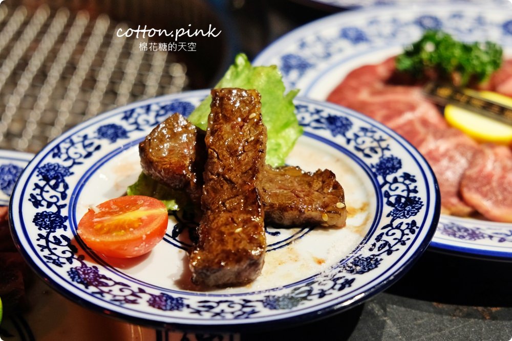 台中燒肉推薦-大推墨妃家乾式熟成牛肉超好吃！開到凌晨一點，令貴妃套餐大吃六種牛肉讓人幸福的像妃子阿！