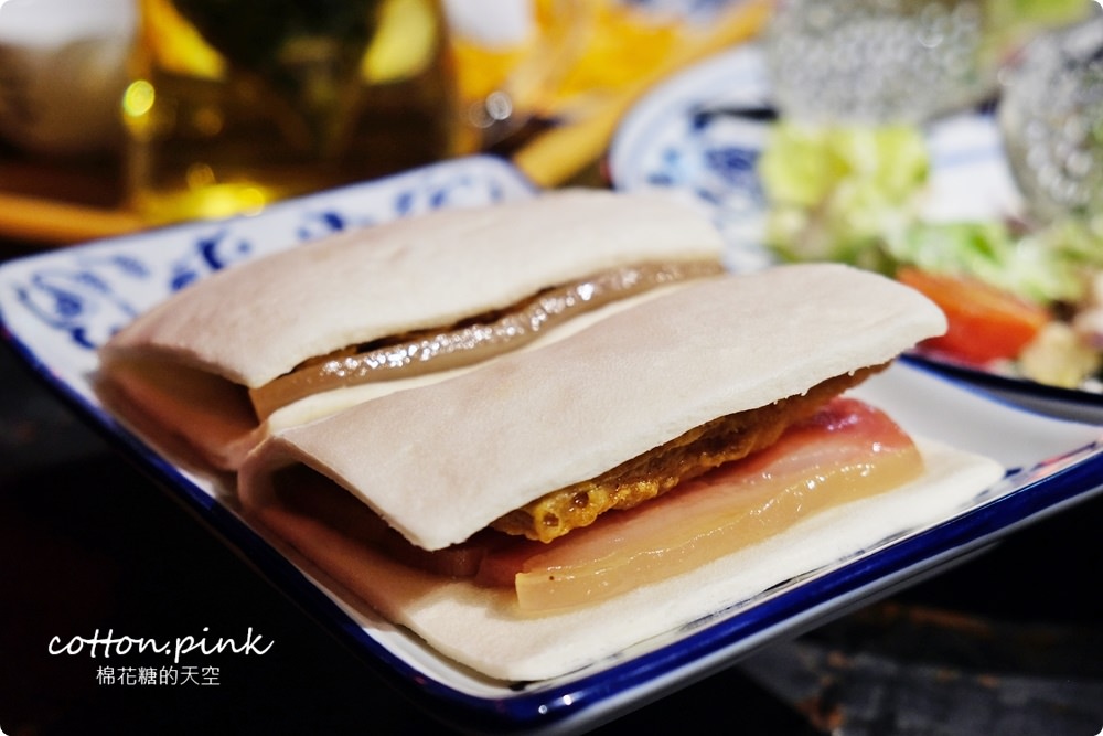 台中燒肉推薦-大推墨妃家乾式熟成牛肉超好吃！開到凌晨一點，令貴妃套餐大吃六種牛肉讓人幸福的像妃子阿！
