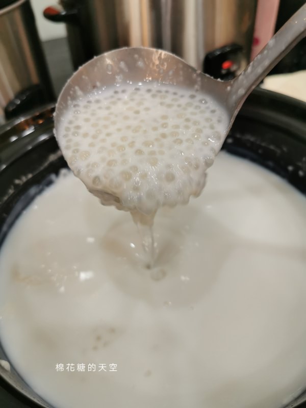 台中吃到飽這家真的吃很飽～肉食夥伴動起來！最新肉鮮生滿滿肉盤不怕你吃，歡迎使用振興券！