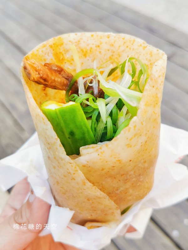 台中草悟道快閃排隊美食-爵士音樂節必吃全國飯店烤鴨捲每週限定兩天半販售中！
