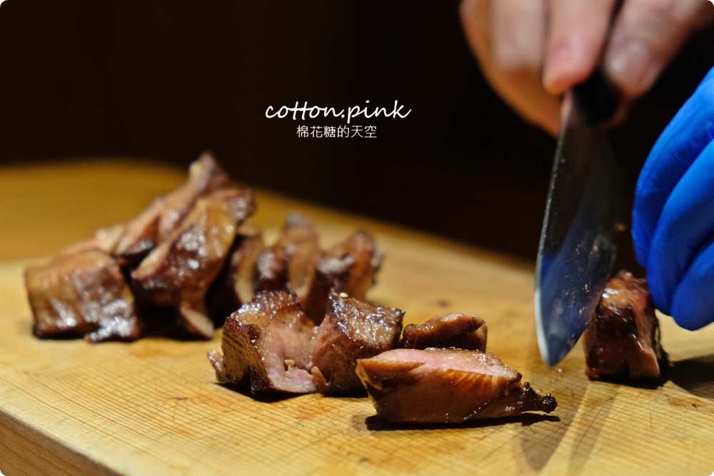 台中燒肉推這家-締藏和牛燒肉整條牛舌全上桌真的太狂啦！