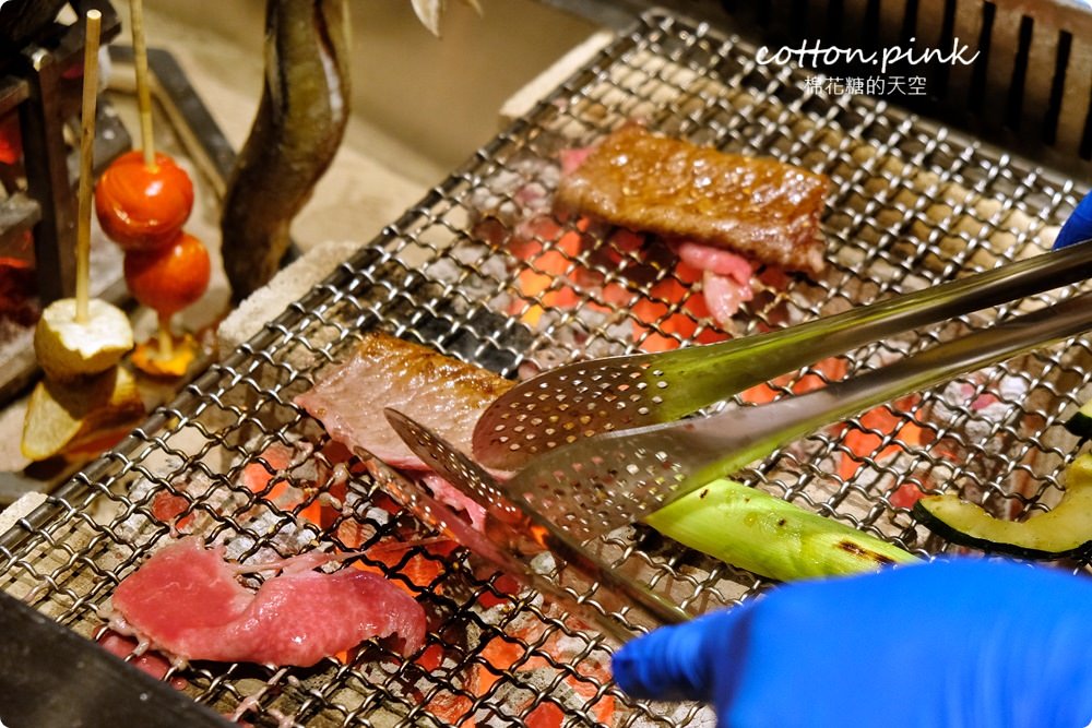 台中燒肉推這家-締藏和牛燒肉整條牛舌全上桌真的太狂啦！