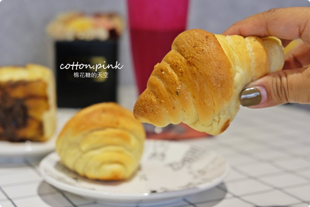 台中寵物友善餐廳推薦～究享cafe套餐附贈小火鍋，大推阿罵教的炸旗魚！