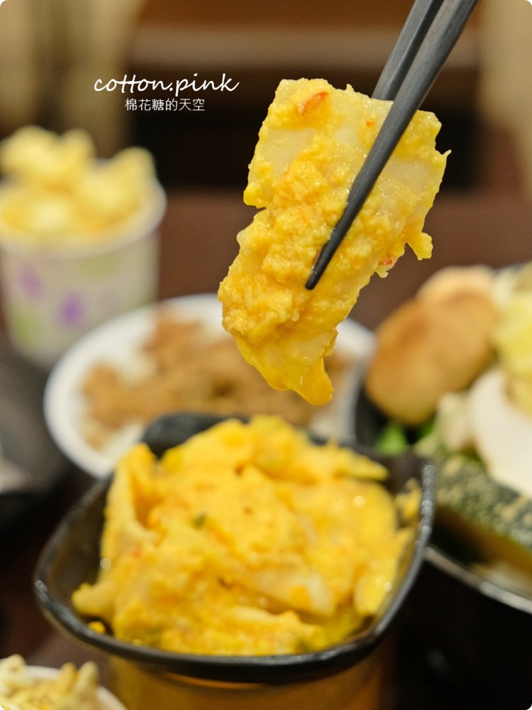 台中小火鍋最低99元～滷肉飯、自助吧吃到飽，沙鹿鍋淘洶湧加十元就能自製微笑滷肉飯
